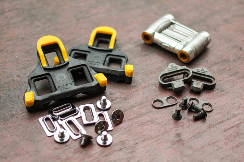 How to fit and remove cleats step 01