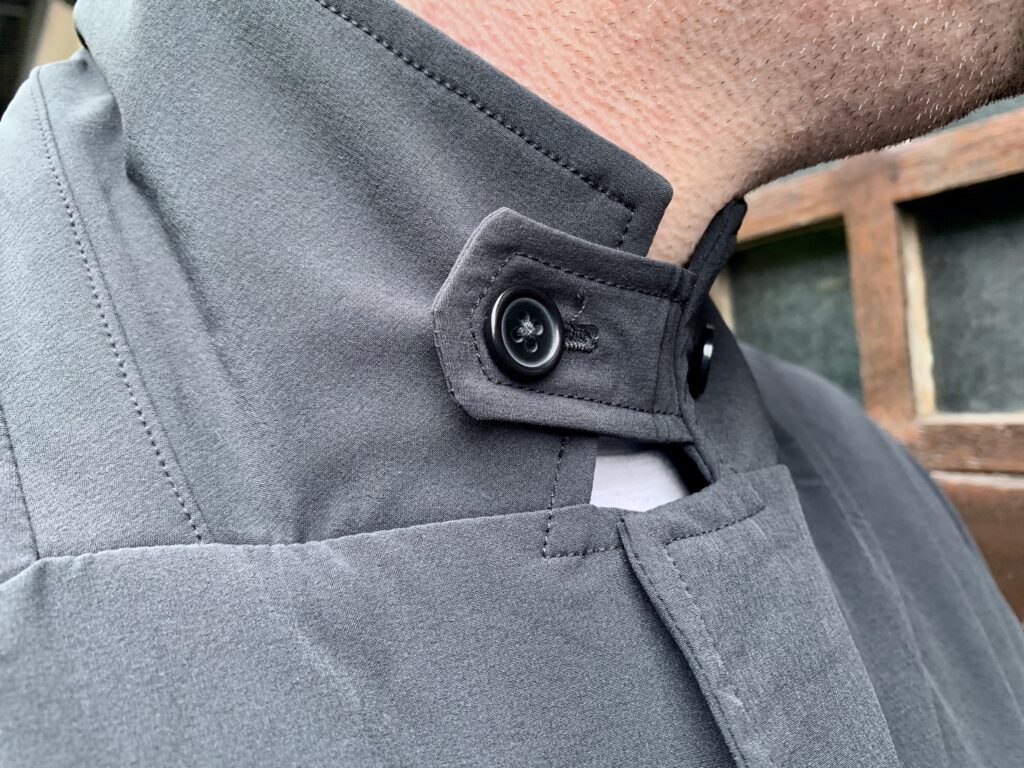 Howies Blazer neck closure.jpg