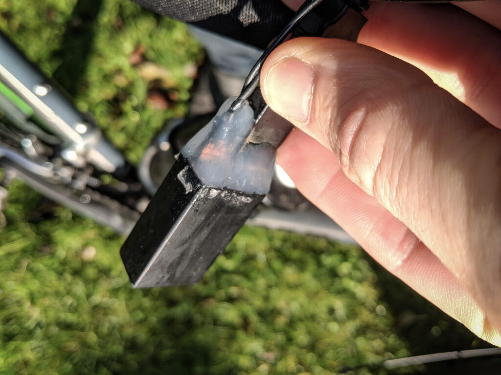 Igaro D2 – sealant 2.jpg