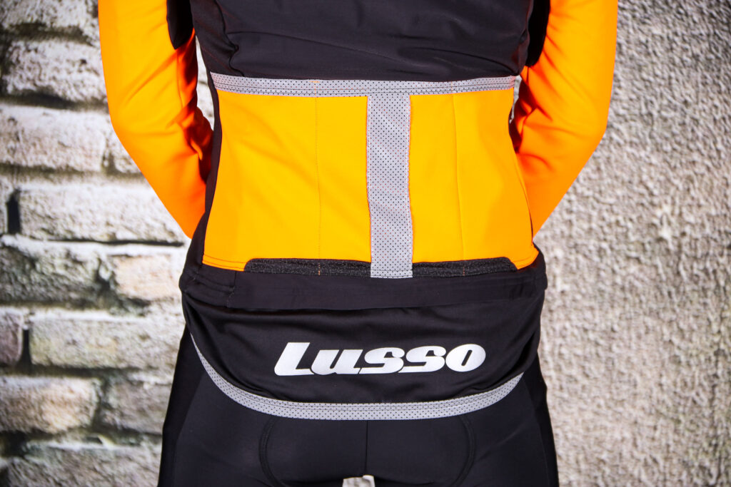 Lusso Aqua Pro Extreme Jacket – tail.jpg