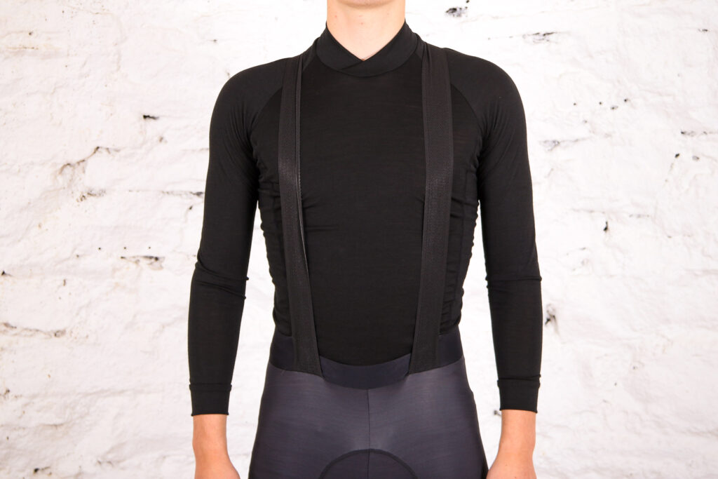 Sportful Fiandre NoRain Pro bib shorts – straps front_.jpg