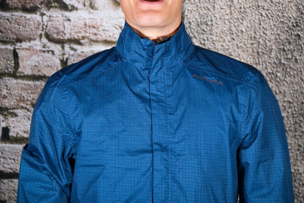 Altura Firestorm Waterproof Jacket – chest.jpg
