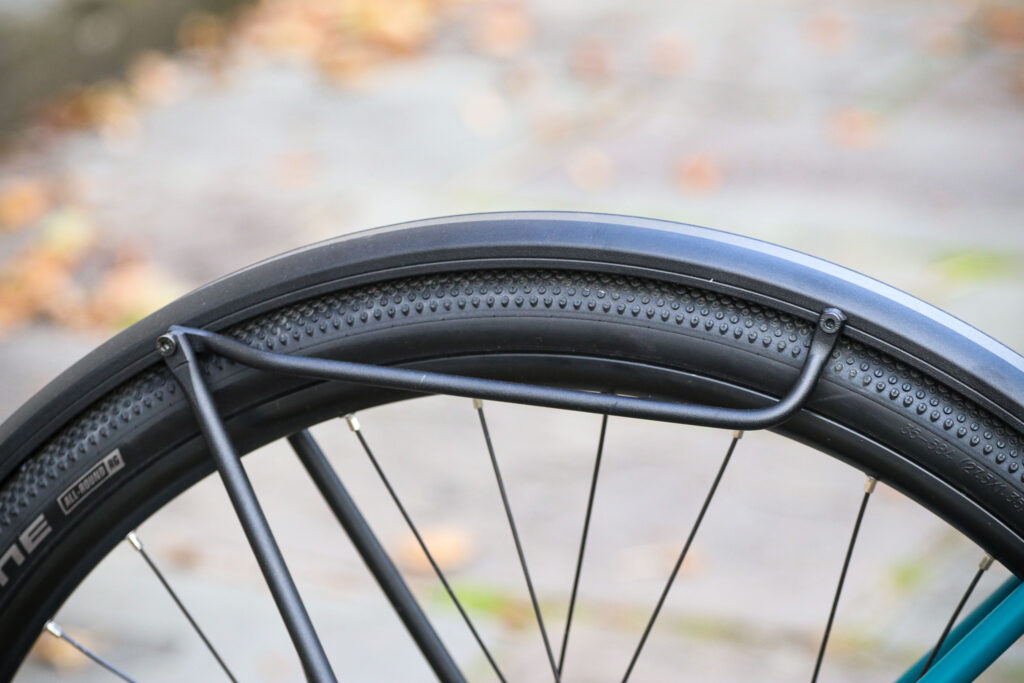Canyon Commuter 5.0 – guard rack.jpg