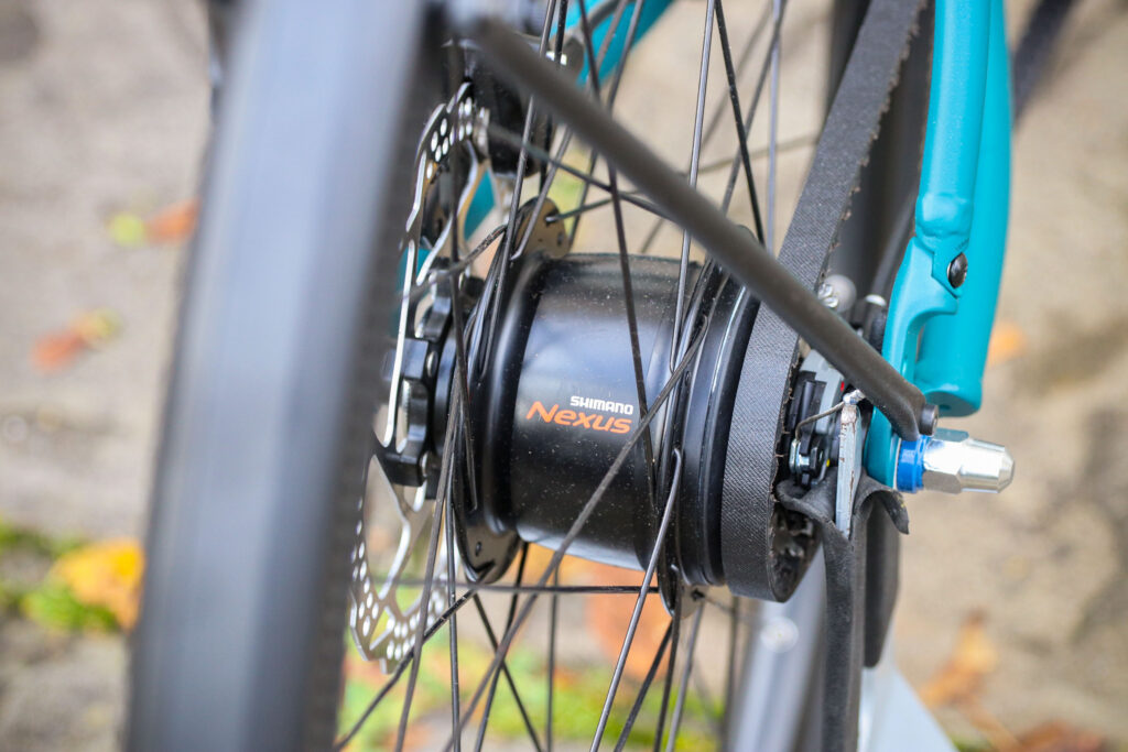 Canyon Commuter 5.0 – rear hub 2.jpg
