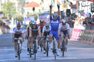 Julian Alaphilippe wins Milan-Sanremo ( LaPresse – D’Alberto)