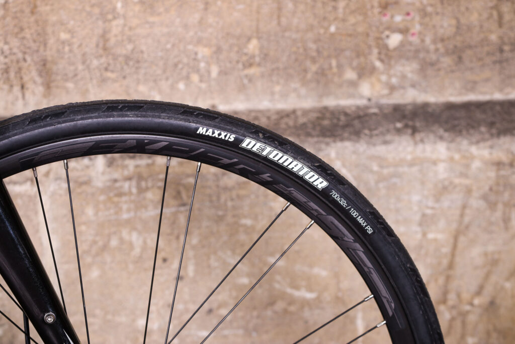 Merida Speeder 900 – tyre and rim.jpg