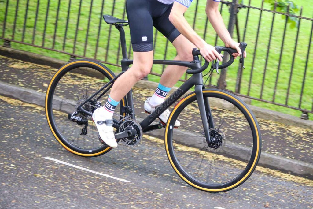Specialized Roubaix – riding 3.jpg