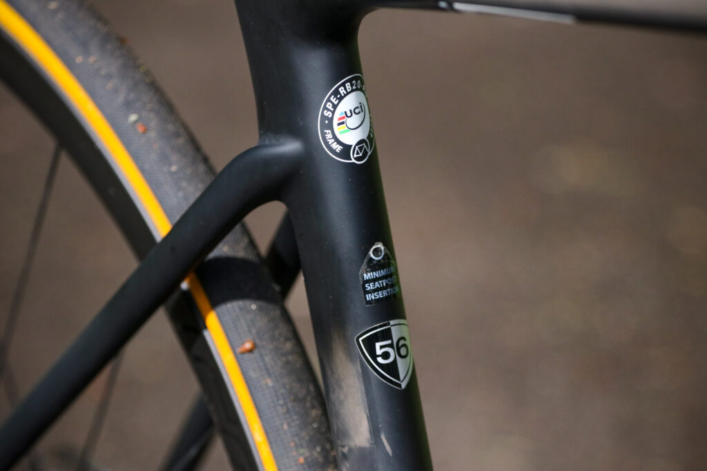 Specialized Roubaix – UCI badge and frame size.jpg