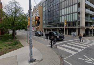 Toronto cycle lane (via StreetView)