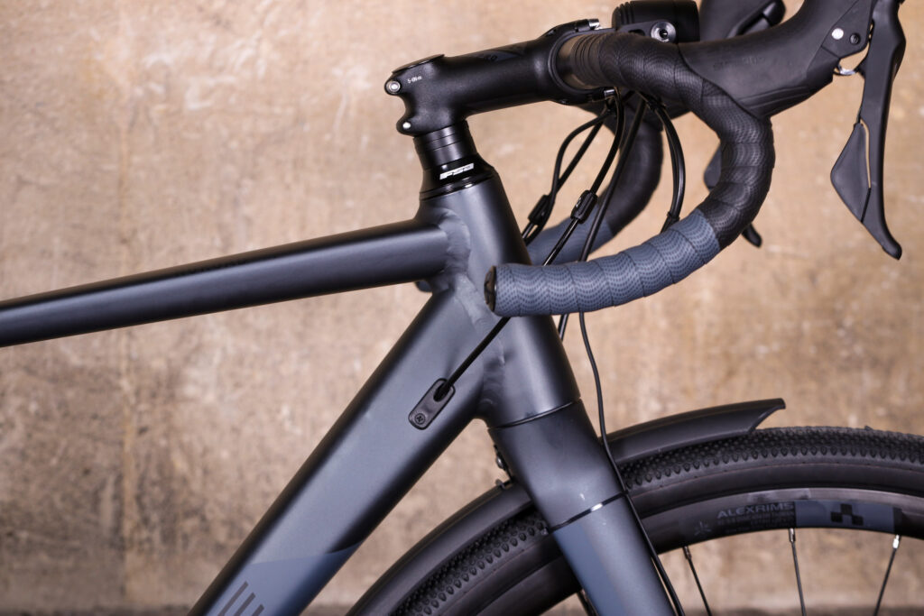 Cube Nuroad FE – head tube.jpg