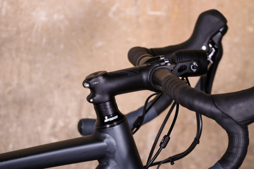 Cube Nuroad FE – stem.jpg