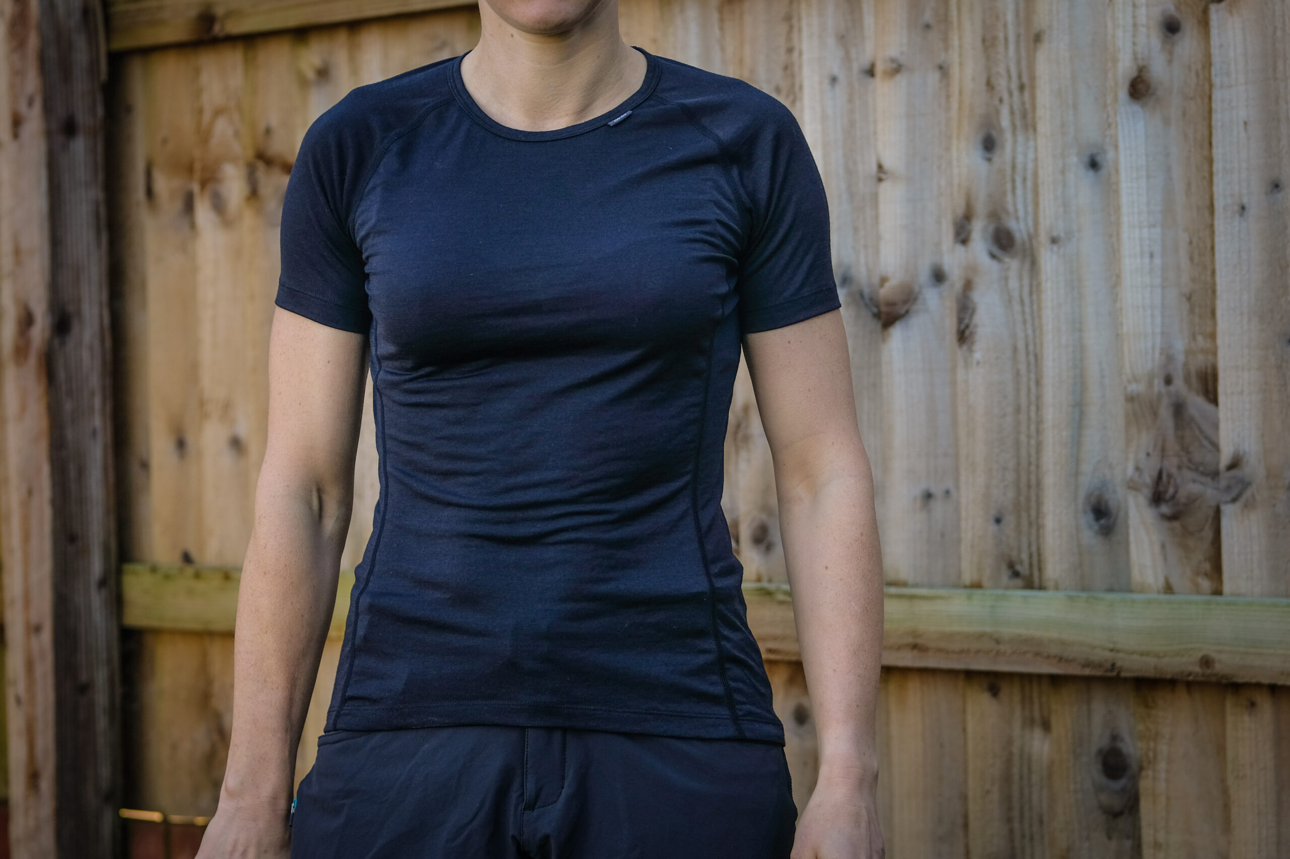 dhb Aeron Women’s short sleeved merino base layer-1