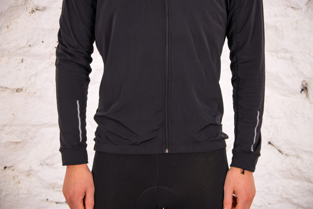 Lomo Winter Thermal Cycling Top – hem.jpg