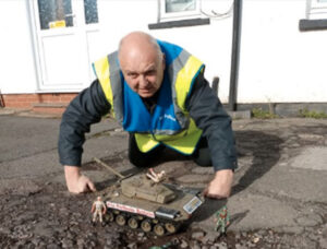 Mr Pothole – via Mr Pothole facebook.PNG