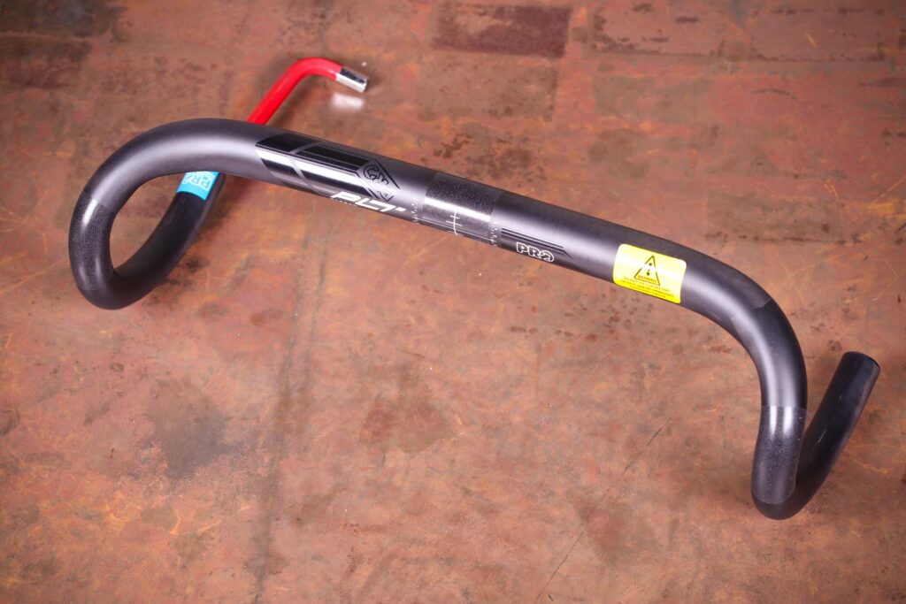 Pro PLT Carbon handlebar.jpg
