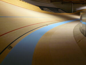 Velodrome interior (CC BY-NC-ND 2.0 by Hugo Cardoso:Flickr)