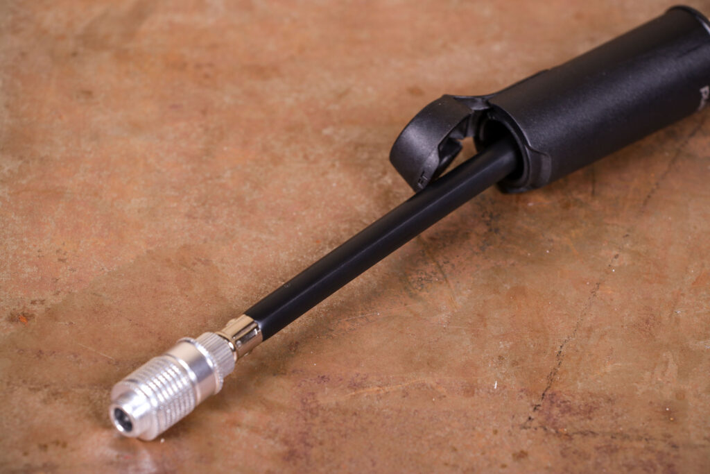 Birzman Swift Hand Pump – hose extended.jpg