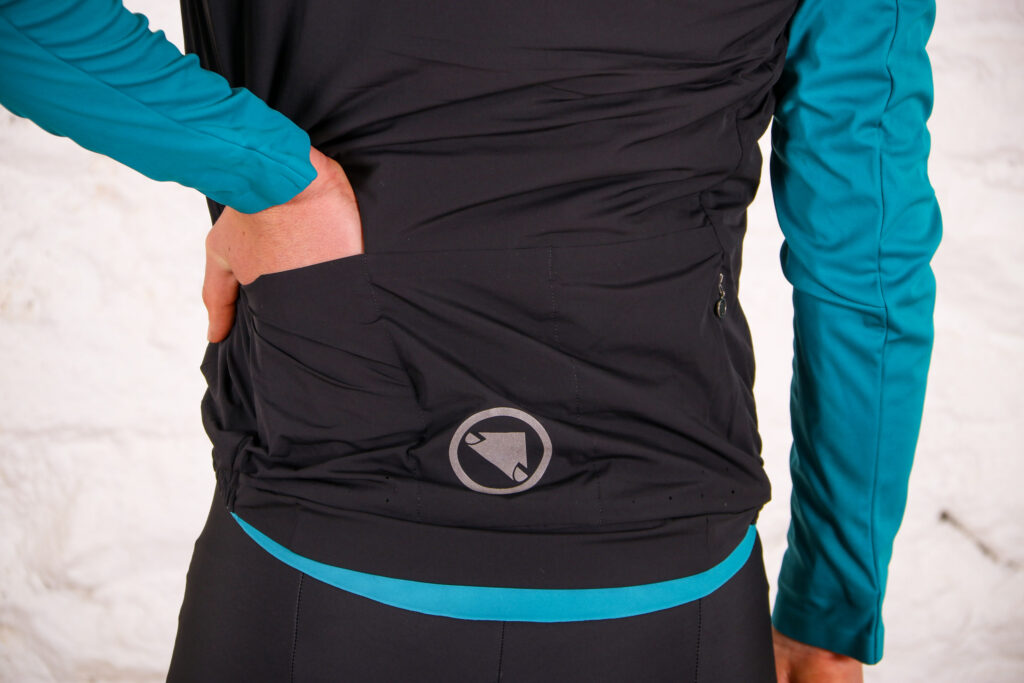 Endura Pro Primaloft Gilet II – pockets.jpg