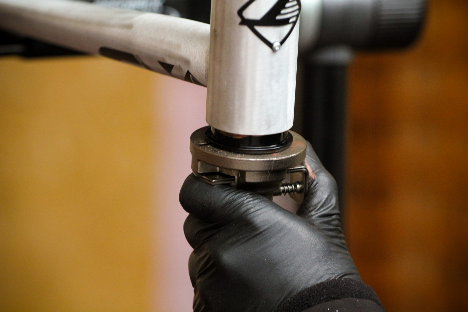 How to fit headset cups 07