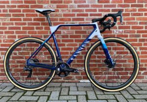  Mathieu van der Poel’s World Champs winning Canyon Inflite CF SLX1