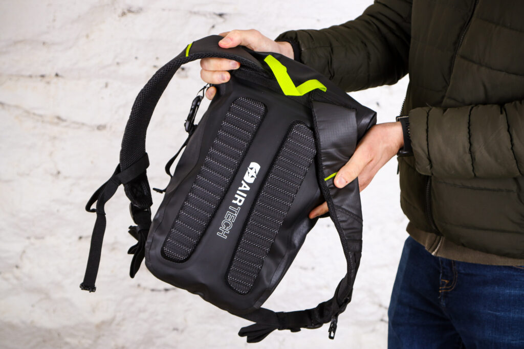 Oxford Aqua Evo 12L Backpack – back padding.jpg