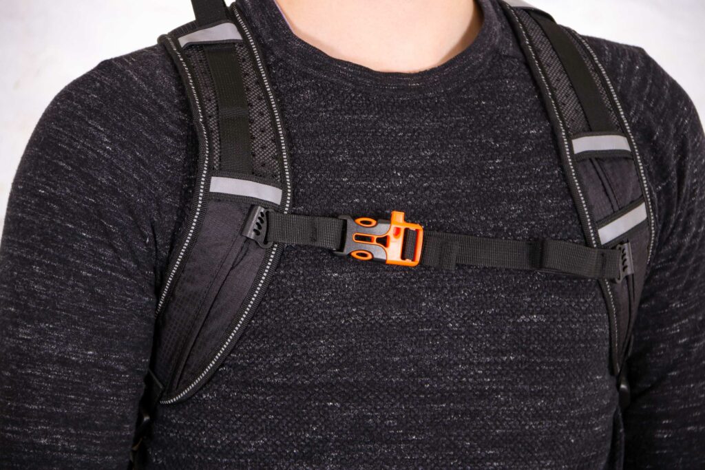Proviz REFLECT360 Touring Backpack – chest strap.jpg