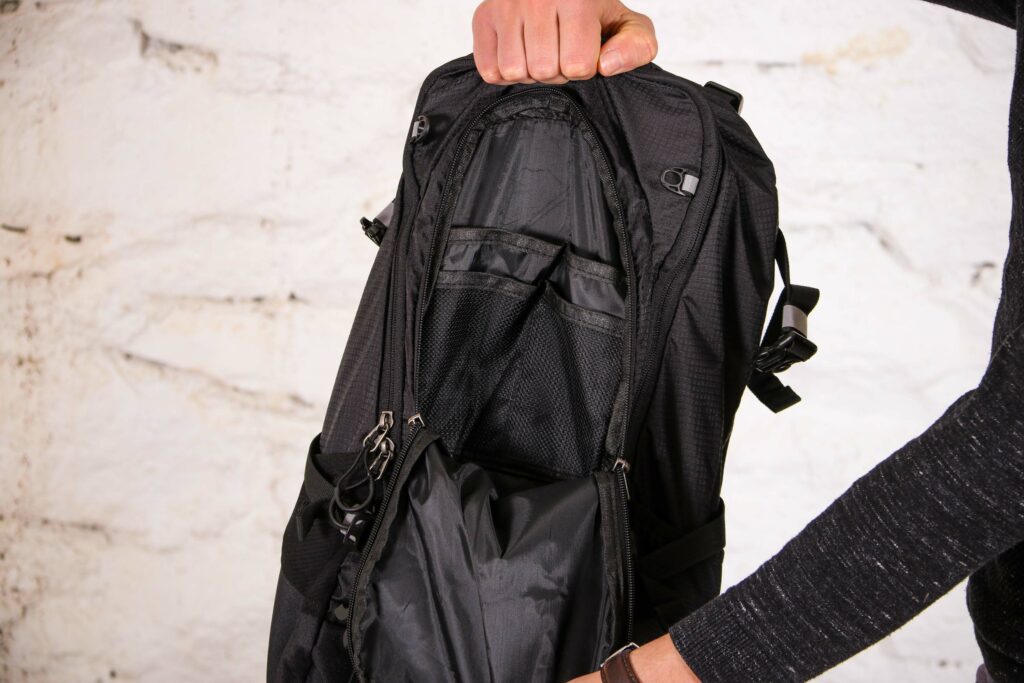Proviz REFLECT360 Touring Backpack – insde front pocket.jpg