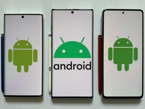 Android phone, licensed CC By 3.0 by Google