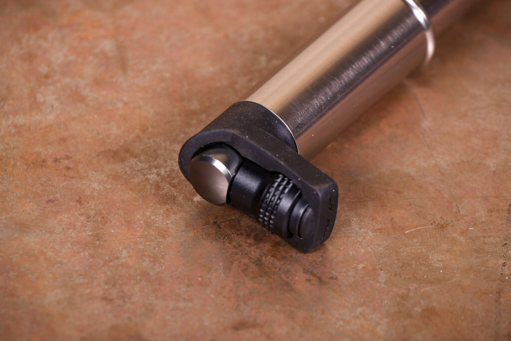 Birzman Sheath Apogee Hand Pump – valve head in sheath.jpg