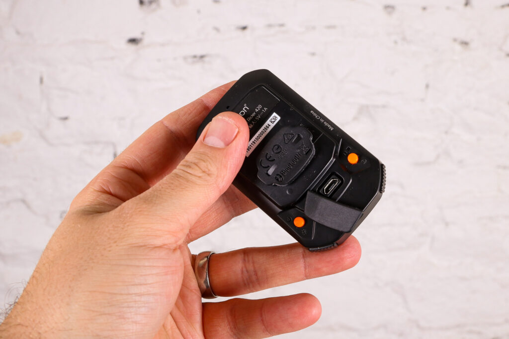 Bryton Rider 420E GPS computer – USB port