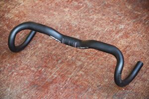 genetic-driser-4-road-handlebar.jpg
