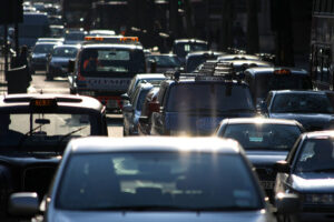 London traffic jam (licensed CC BY 2.0 by Garry Knight on Flickr)