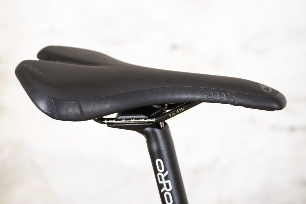 Orro Terra C – saddle.jpg