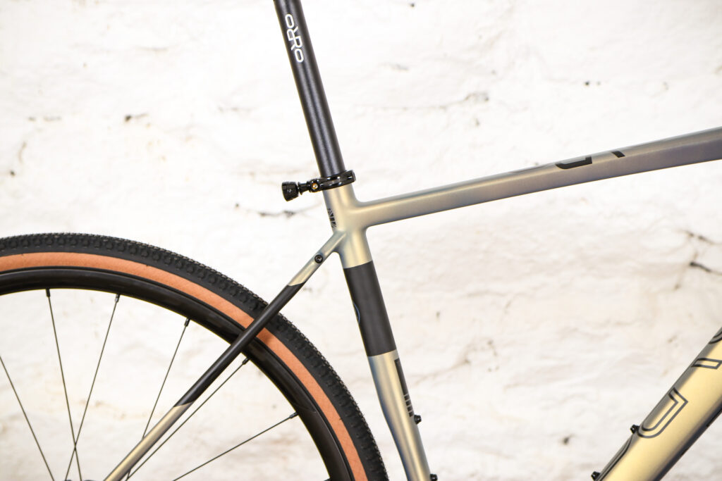 Orro Terra C – seat tube junction.jpg