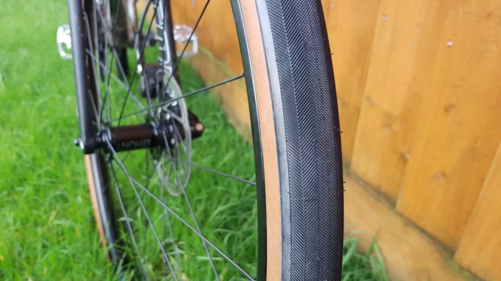 Panaracer GravelKing Plus TLC tyre fitted 2