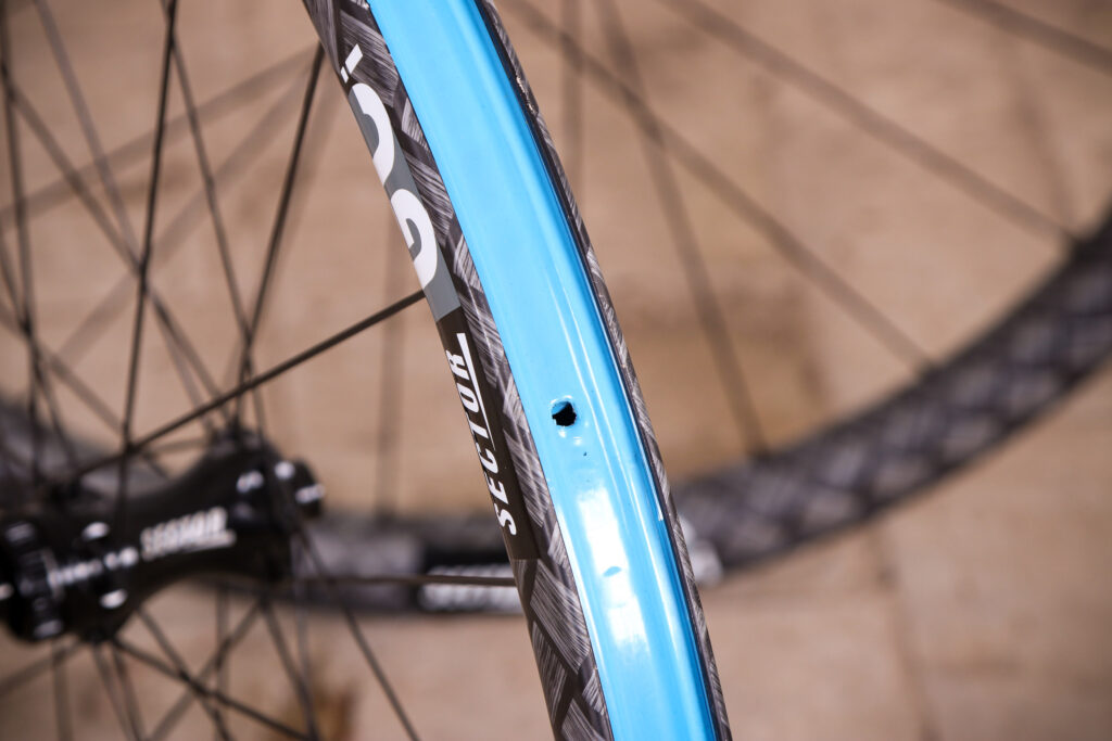 Sector GCI Wheelset 700C XD – rim tape 2.jpg