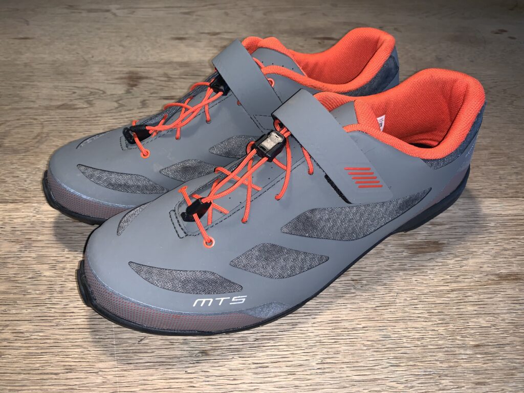 Shimano MT5 left.jpg