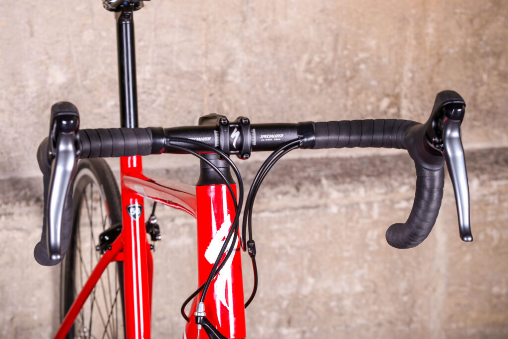 Specialized Allez – bars 1.jpg