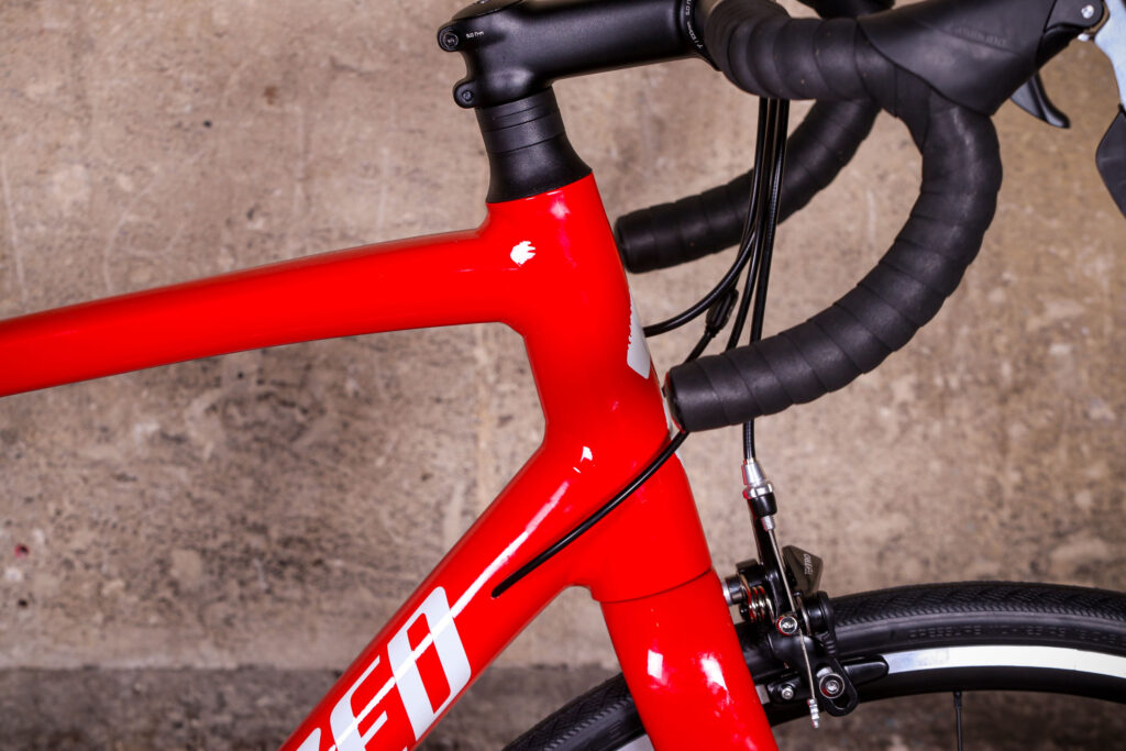 Specialized Allez – head tube.jpg