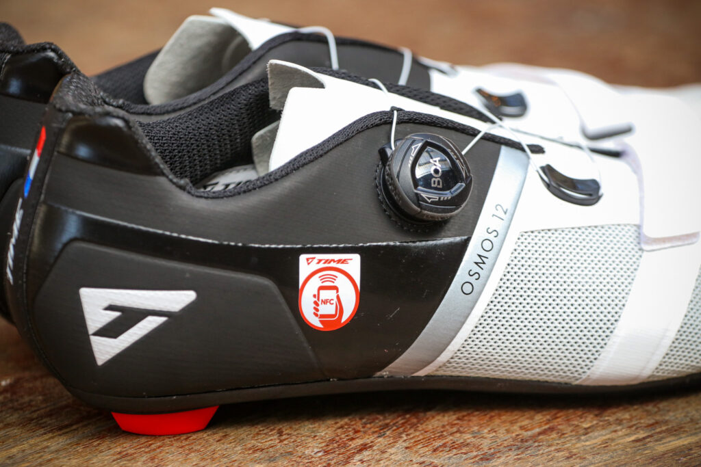 Time Osmos 12 shoes – detail.jpg