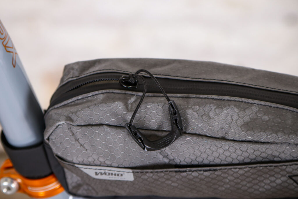 WOHO X-Touring Top Tube Bag – zip.jpg