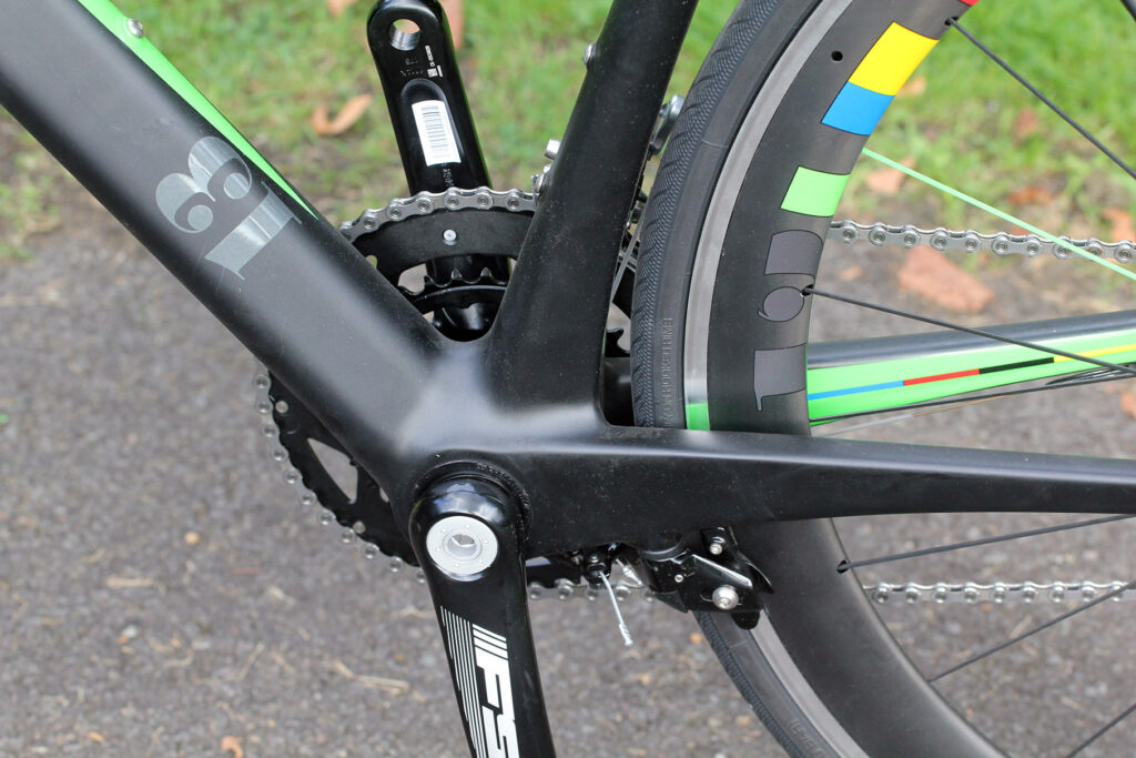 13Bikes Intuition Beta – bottom bracket