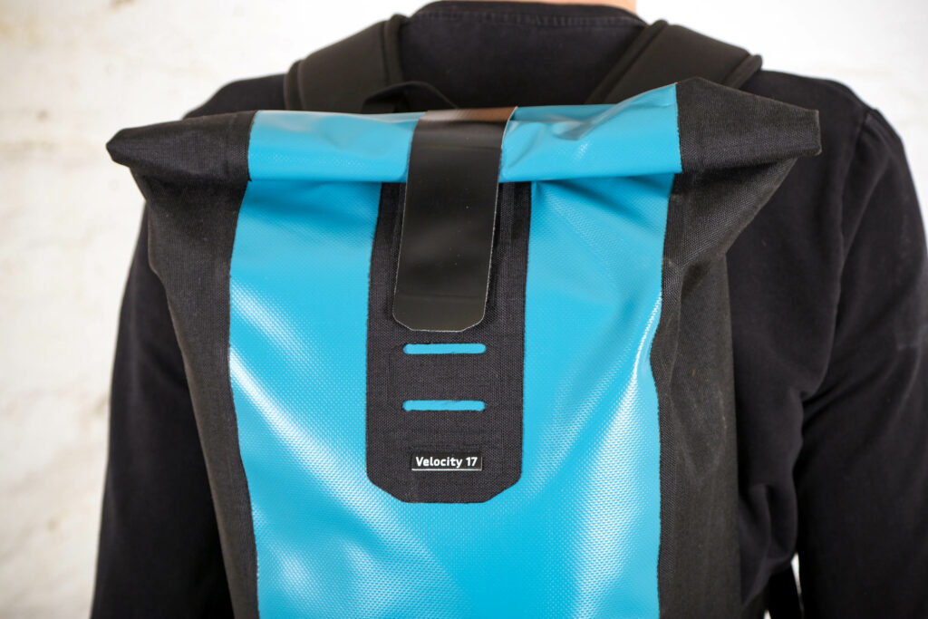 2020 Ortlieb Velocity 17L backpack – velcro.jpg