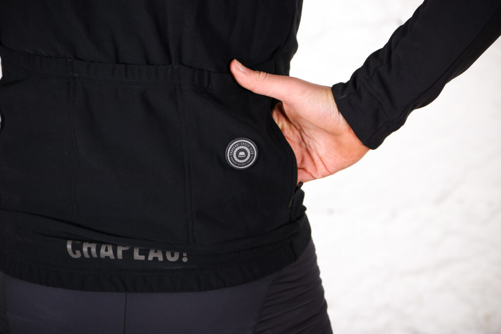 Chapeau Mens Club Windstopper Jacket – zip pockets.jpg
