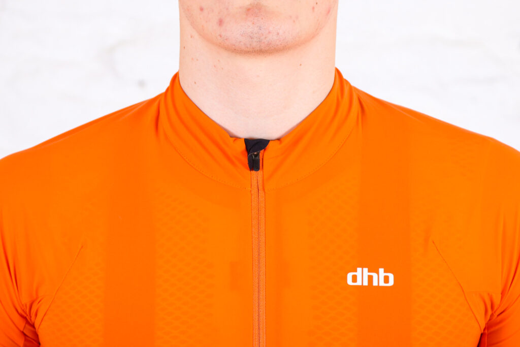 dhb Aeron Lab Featherlight Short Sleeve Jersey – collar.jpg