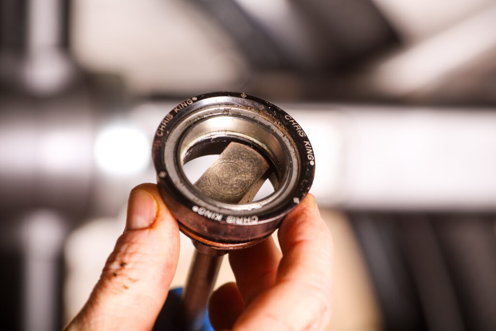 How to remove pressfit bottom bracket bearings 12