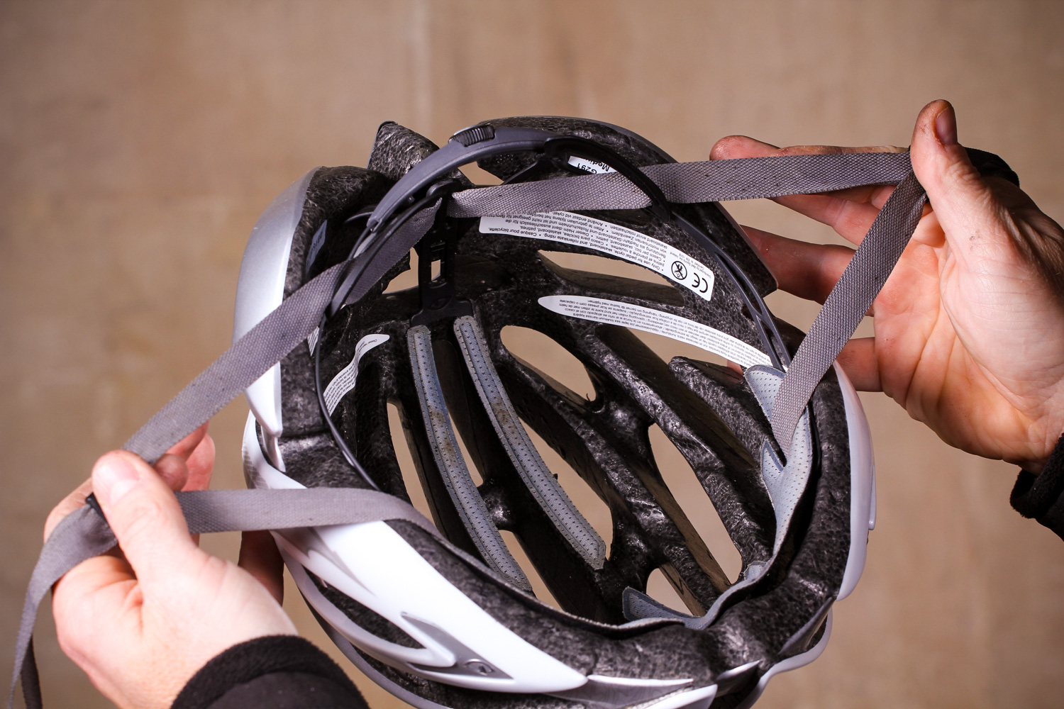 How to set up your helmet 02