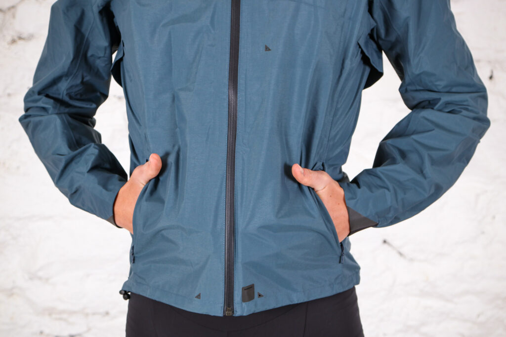 Shimano Transit Hardshell Jacket – pockets.jpg