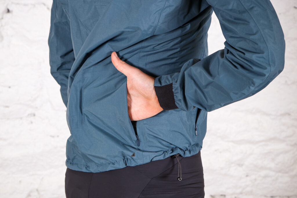 Shimano Transit Hardshell Jacket – rear pocket.jpg