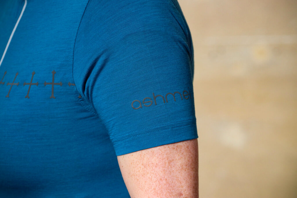 2020 ashmei Womens Cycle Croix De Fer Jersey – sleeve.jpg